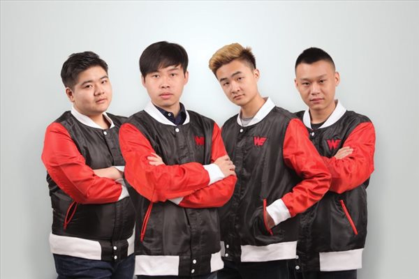 操控和激烈 操控和激烈