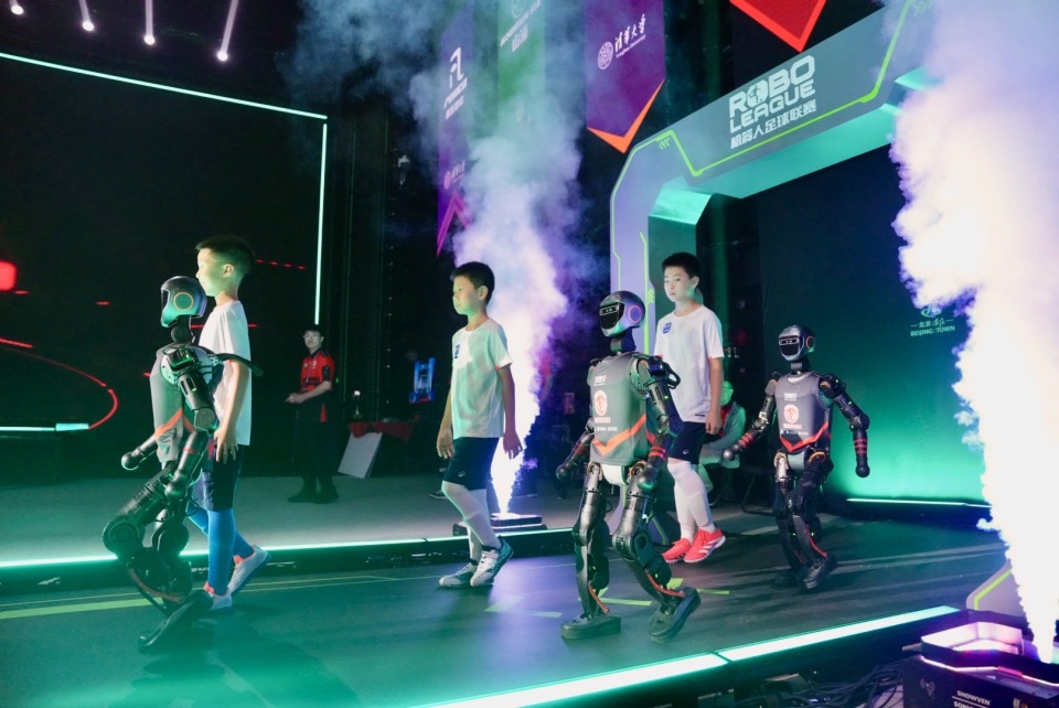 他在禁区前 他在禁区前